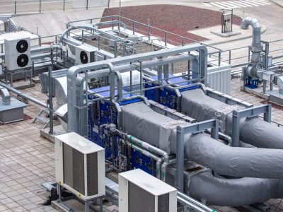 hvac-systems-on-building-rooftop-mechanical-equip-2026-01-11-09-23-44-utc